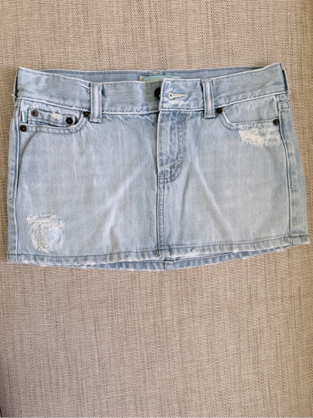 Hollister CO Vintage Y2K Distressed Denim Micro Mini Skirt Size 0 Light Wash
